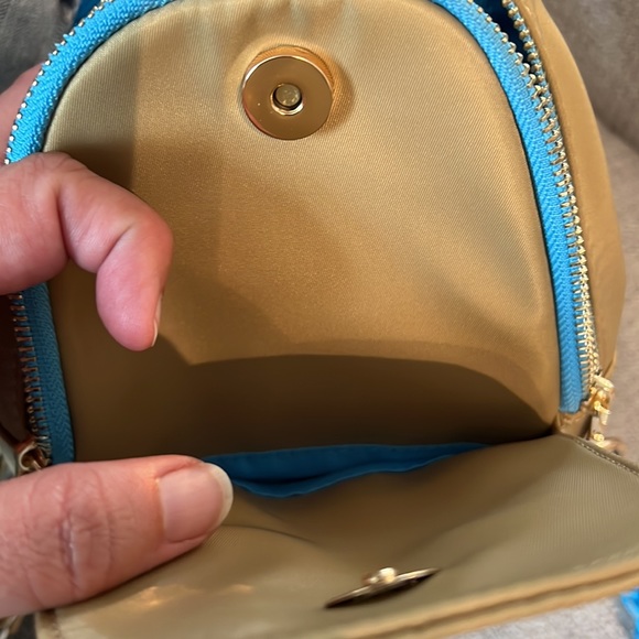 Ahdorned Cross Body Bag - Picture 7 of 7